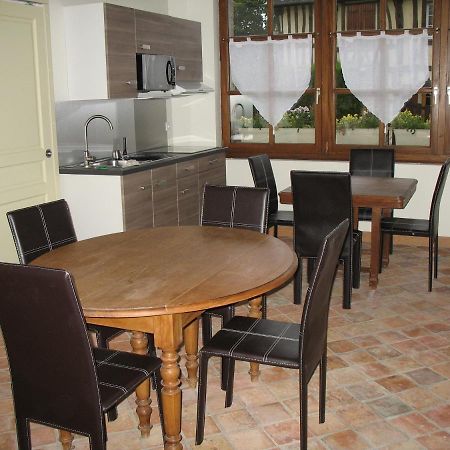 Chambres d'Hôtes Les Hostises de Boscherville Saint-Martin-de-Boscherville Exterior foto